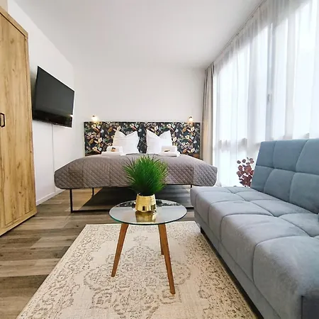 Lägenhet Design Fuer Bis Zu 4 Im 2 Og, Modern, Dachterrasse, Grill, Ruhige Lage, Plus, Wii, Lan Und Wlan