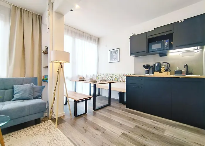 Design Fuer Bis Zu 4 Im 2 Og, Modern, Dachterrasse, Grill, Ruhige Lage, Plus, Wii, Lan Und Wlan