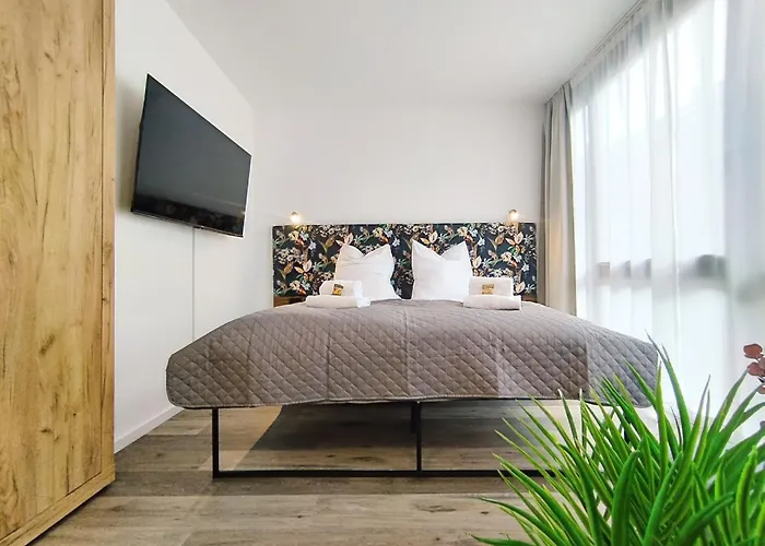 Design Für Bis Zu 4 Im 2 Og, Modern, Dachterrasse, Grill, Ruhige Lage, Plus, Wii, Lan Und Wlan Nürnberg