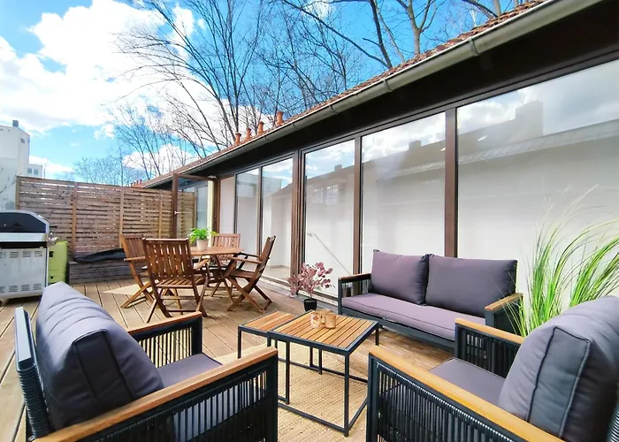 Design Für Bis Zu 4 Im 2 Og, Modern, Dachterrasse, Grill, Ruhige Lage, Plus, Wii, Lan Und Wlan